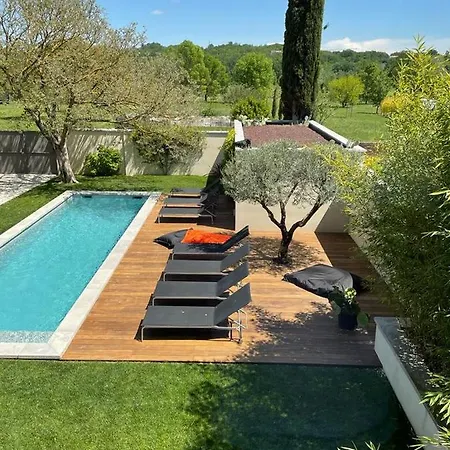 Moderne Au Calme Avec Piscine Privée Pour 6 Personnes Brignon