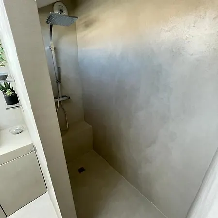 Moderne Au Calme Avec Piscine Privée Pour 6 Personnes