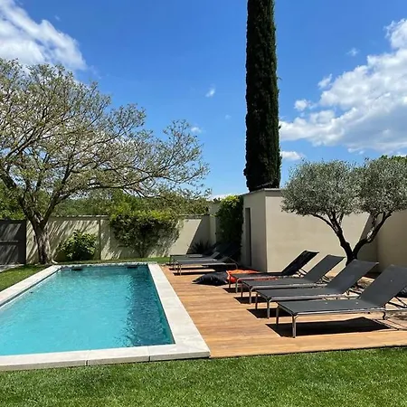 Moderne Au Calme Avec Piscine Privée Pour 6 Personnes * Brignon