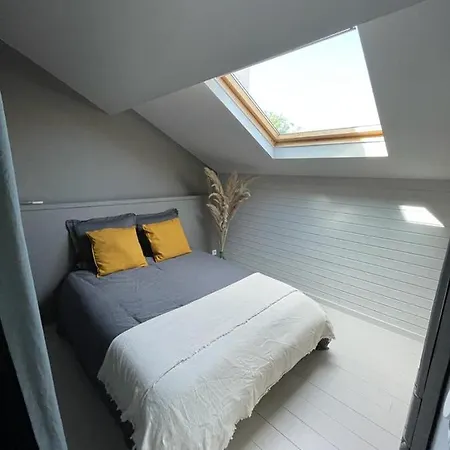 Moderne Au Calme Avec Piscine Privée Pour 6 Personnes * Brignon